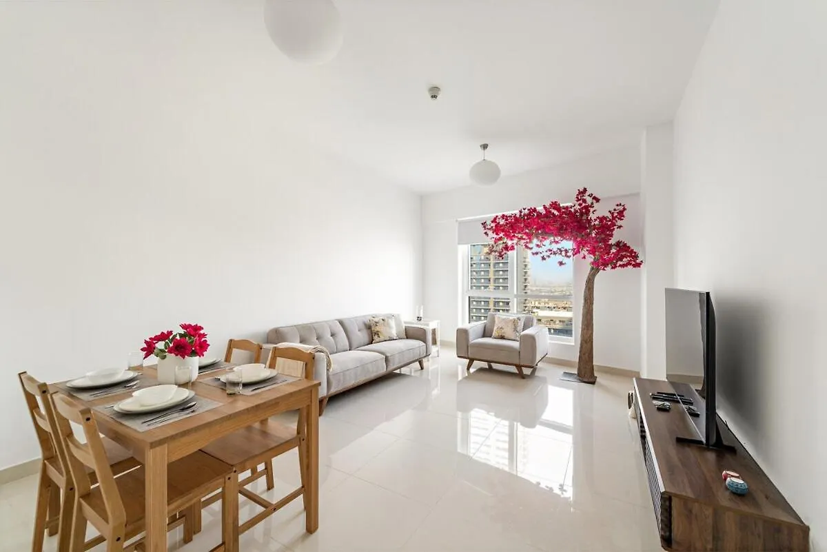 First Class 2Br Cozy City Retreat Dubai United Arab Emirates