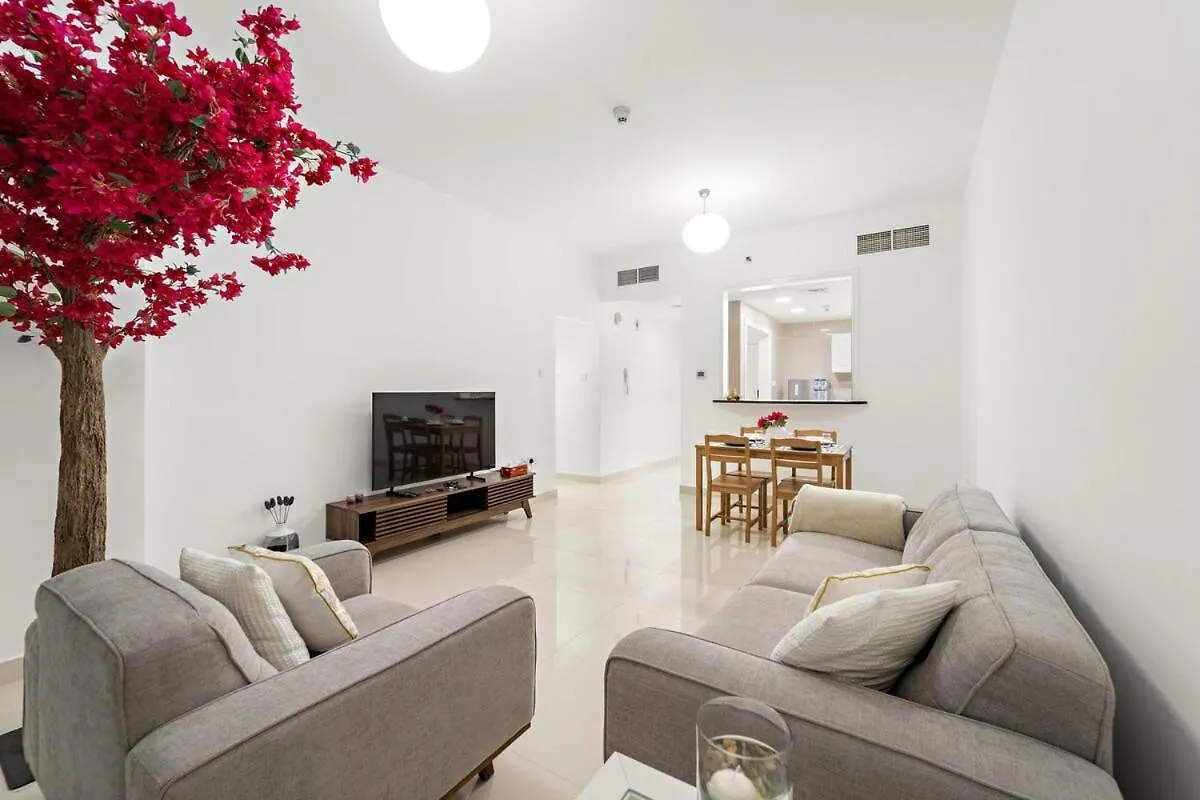 First Class 2Br Cozy City Retreat Dubai